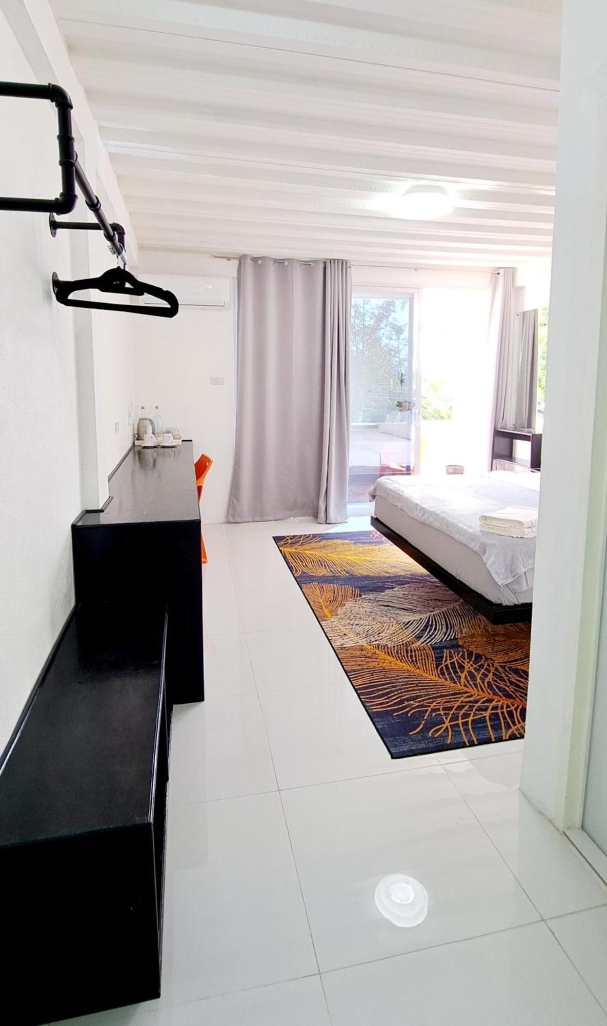 Bougainvillea Guesthouse San Juan  Zewnętrze zdjęcie